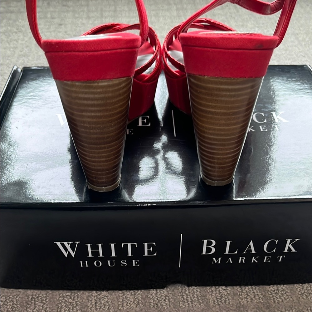 White House Black Market “Jalissa” Strappy Wedge Sandal Shoes Flame Red Size 8M - Picture 6 of 7